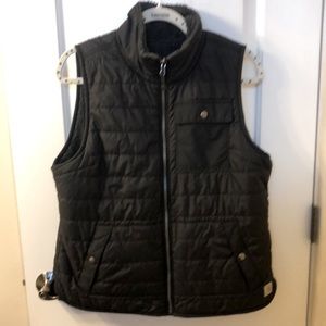 Carhartt reversible vest